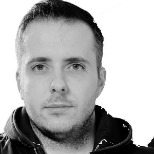 Dr Łukasz Kiraga